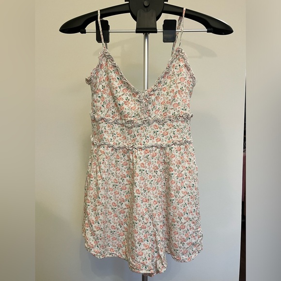 Altar'd State Serenity Short Strappy Ruffle Romper Pink Floral White - Picture 2 of 9